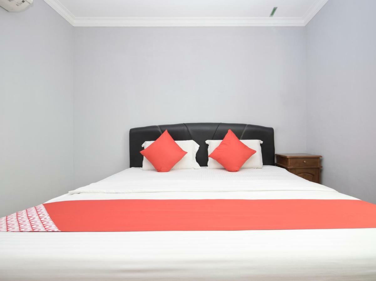 Oyo 892 Hotel Grand Nadia Labuan Zewnętrze zdjęcie