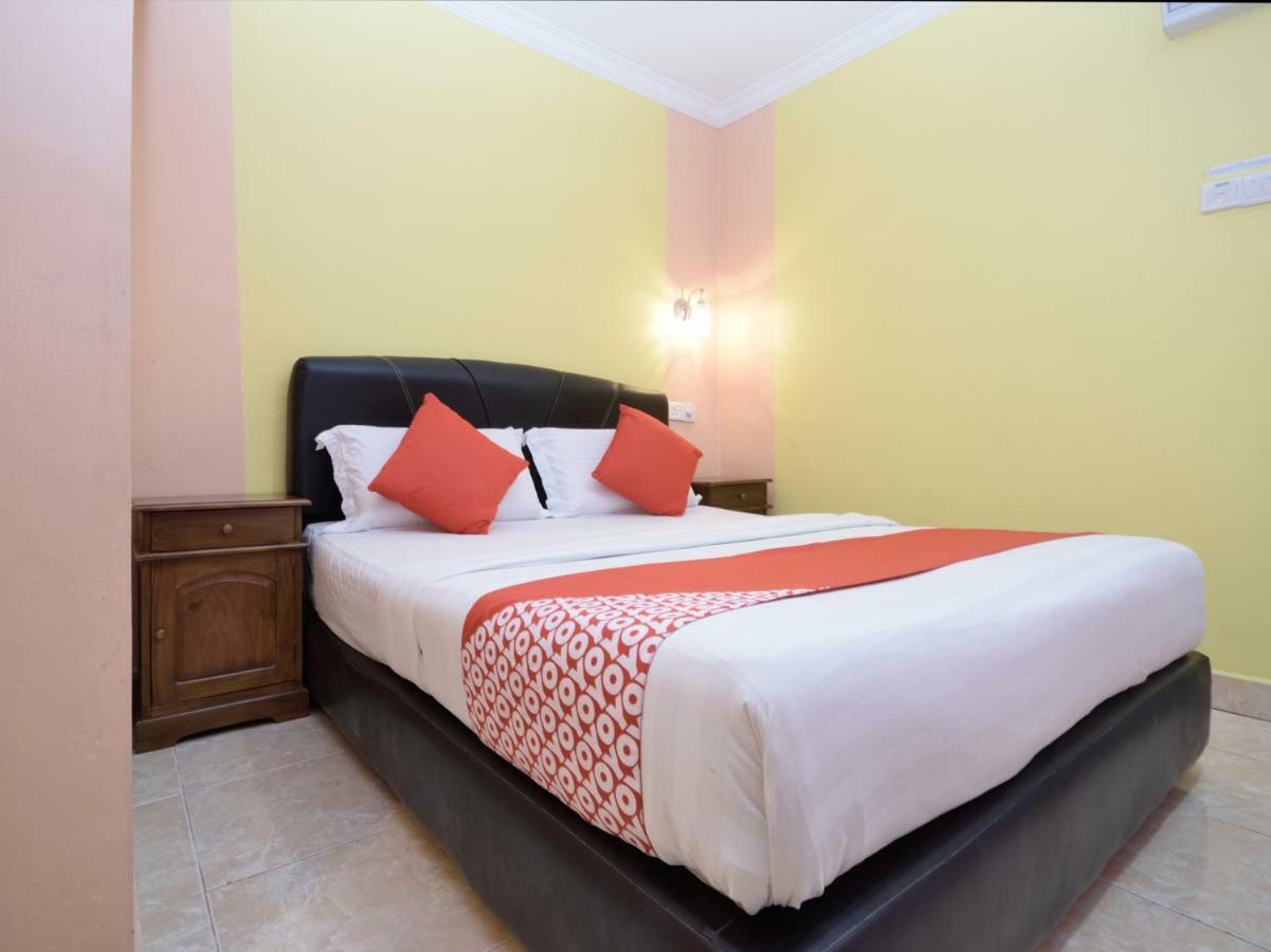 Oyo 892 Hotel Grand Nadia Labuan Zewnętrze zdjęcie