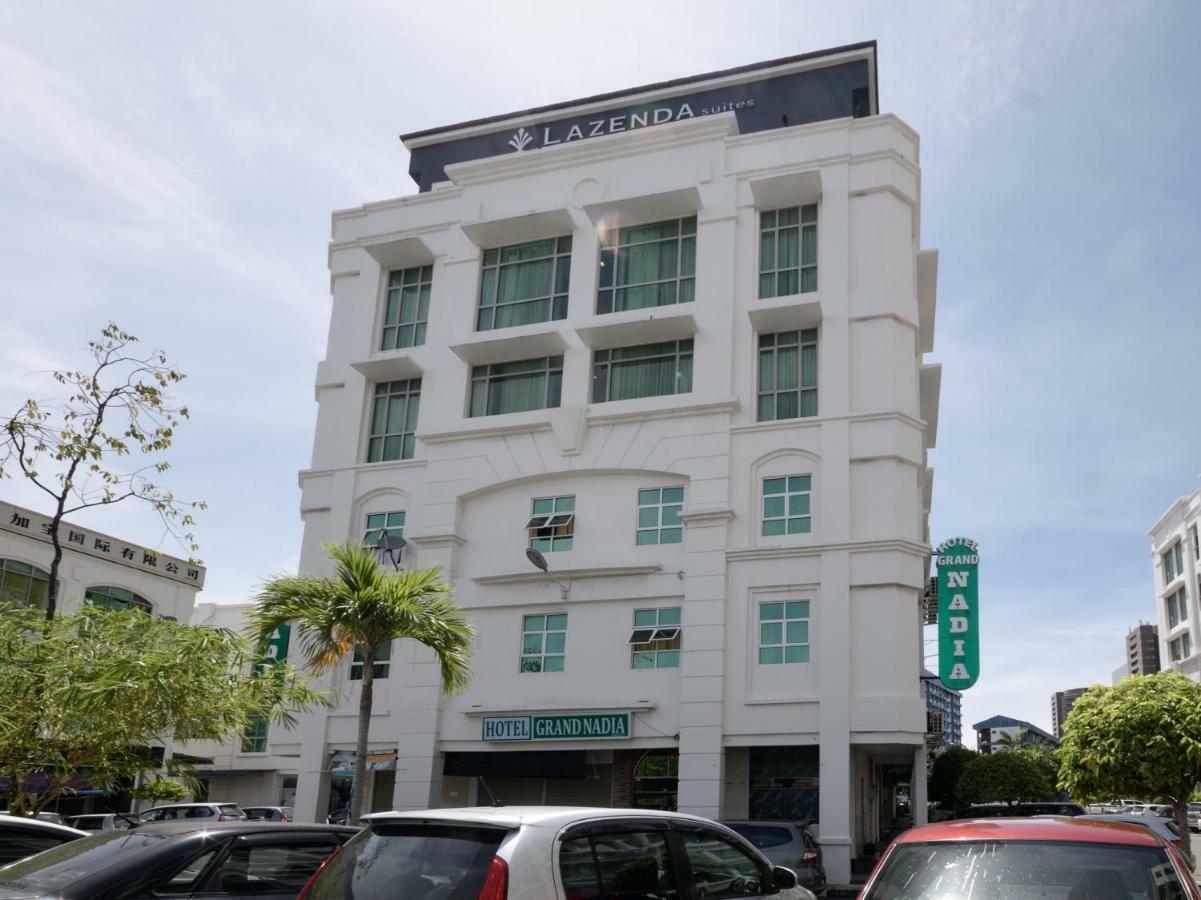 Oyo 892 Hotel Grand Nadia Labuan Zewnętrze zdjęcie